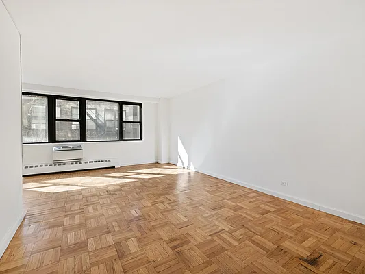 Rented by GoodRock Realty | media 2