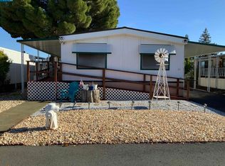 22 Surf Dr, Pittsburg, CA