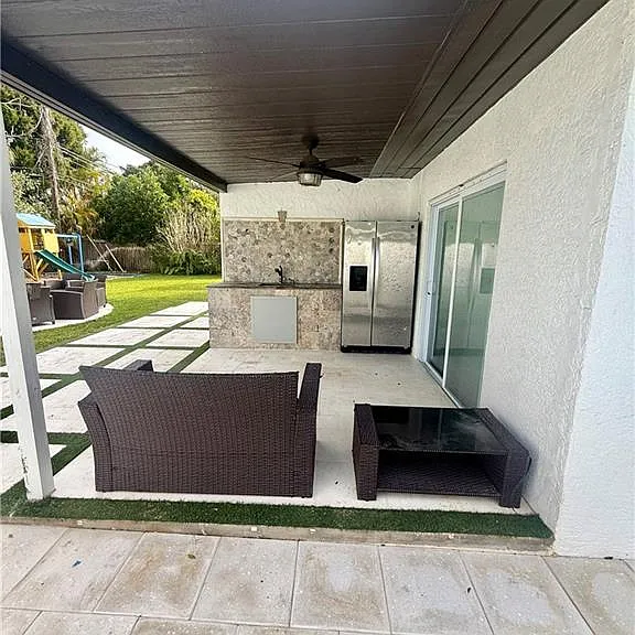 733 Pine Cone Ln — Photo 29