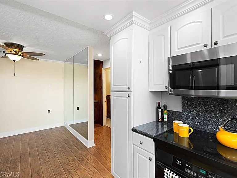480 Calle Cadiz #B — Photo 17