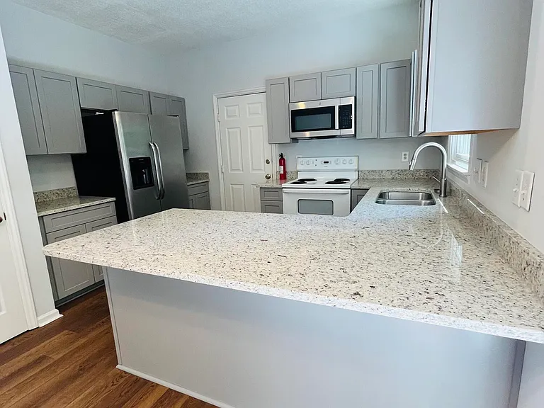 504 Quest Ridge Dr — Photo 4