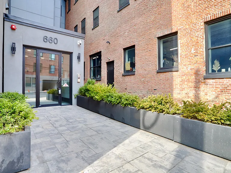 660 Grand St #313 — Photo 25