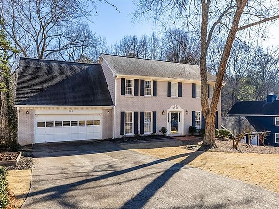 2nd image of 705 Springview Ct