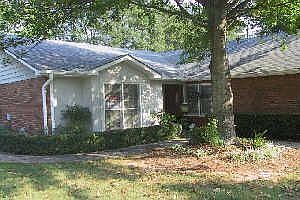 2nd image of 100 Wilbanks Dr