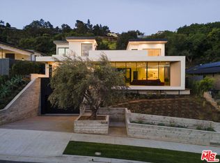 5208 Sanchez Dr, Los Angeles, CA 90008