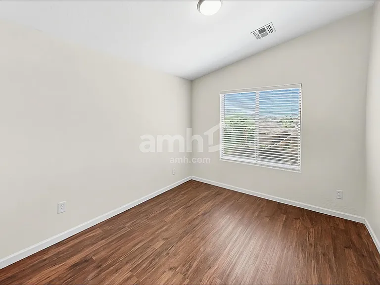 3910 E Hematite Ln — Photo 14