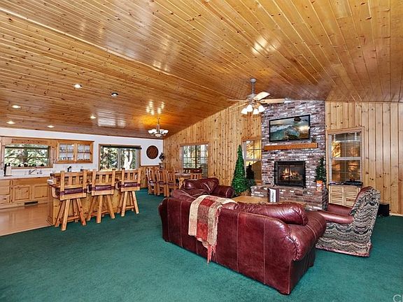 3rd image of 41640 Mockinbird Dr