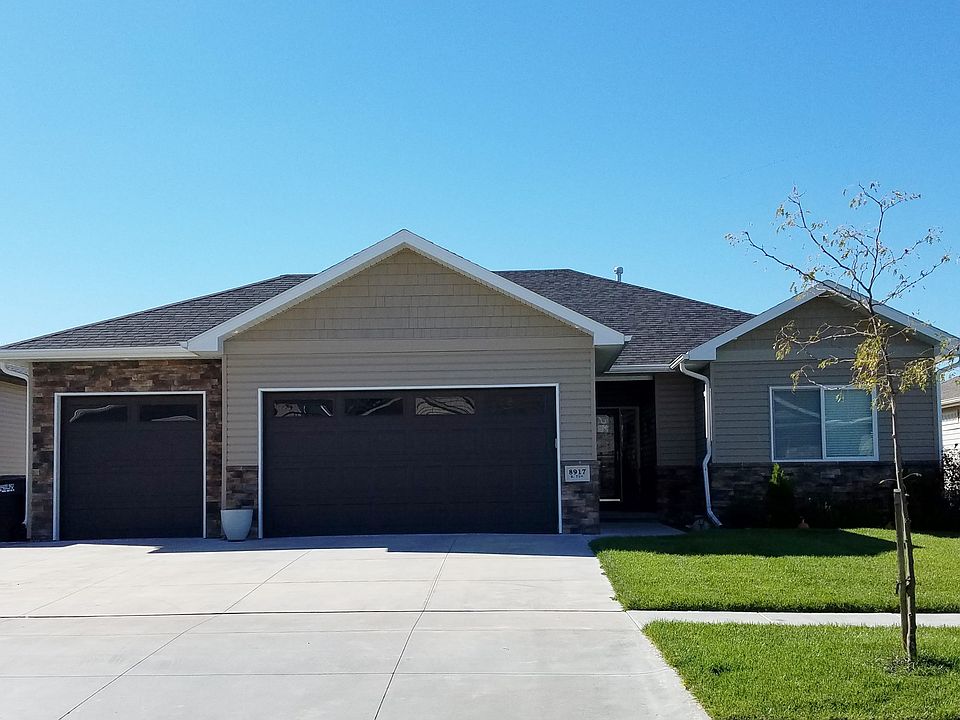 1st image of 8719 S 71 St