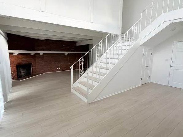1341 5th St APT 1, Glendale, CA 91201