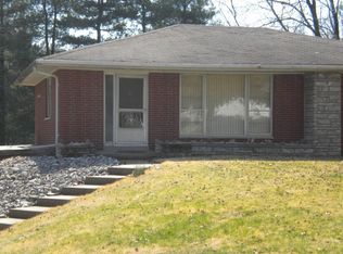 320 Pleasant Ridge Rd, Fairview Heights, IL 62208