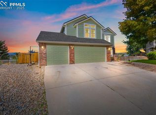 7010 Highcroft Dr, Colorado Springs, CO 80922