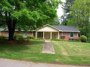 208 Talmadge Dr, Spartanburg, SC 29307