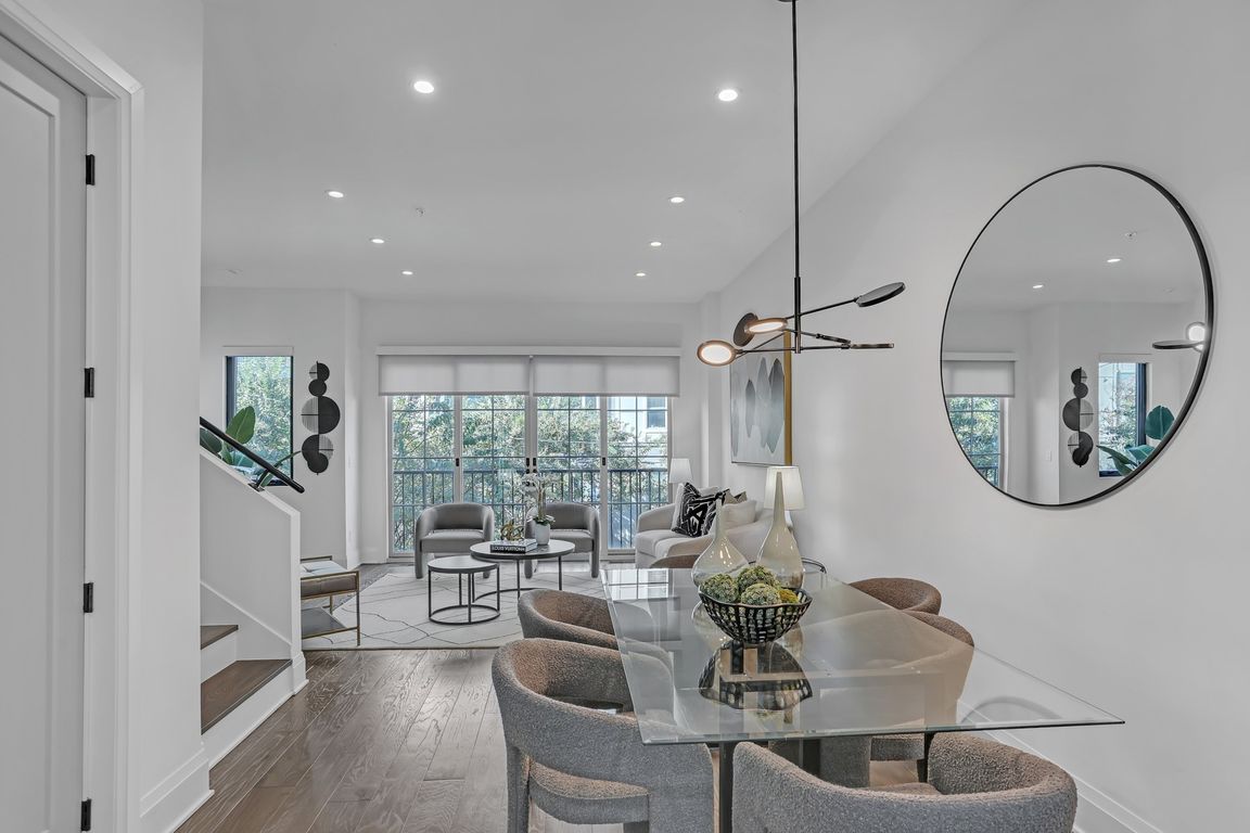 next background image