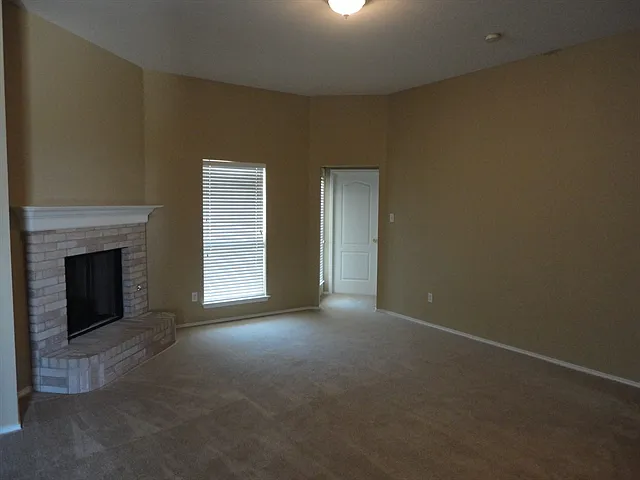 1120 Rio Bravo Dr — Photo 8