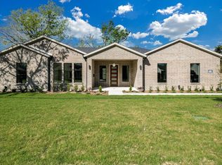 1507 Elk Creek Rd, Dallas, TX