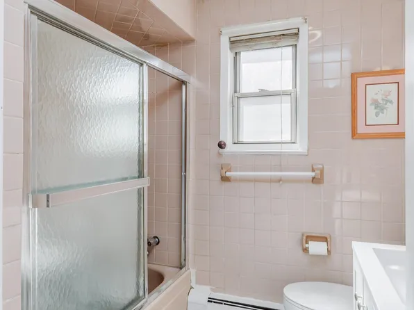 793 Kennedy Boulevard image 20 of 42