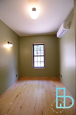 Rented by Miron Realty Group | media 87