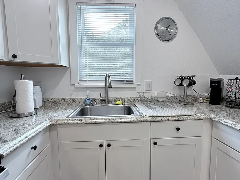 2131 1/2 King Ave #A — Photo 9
