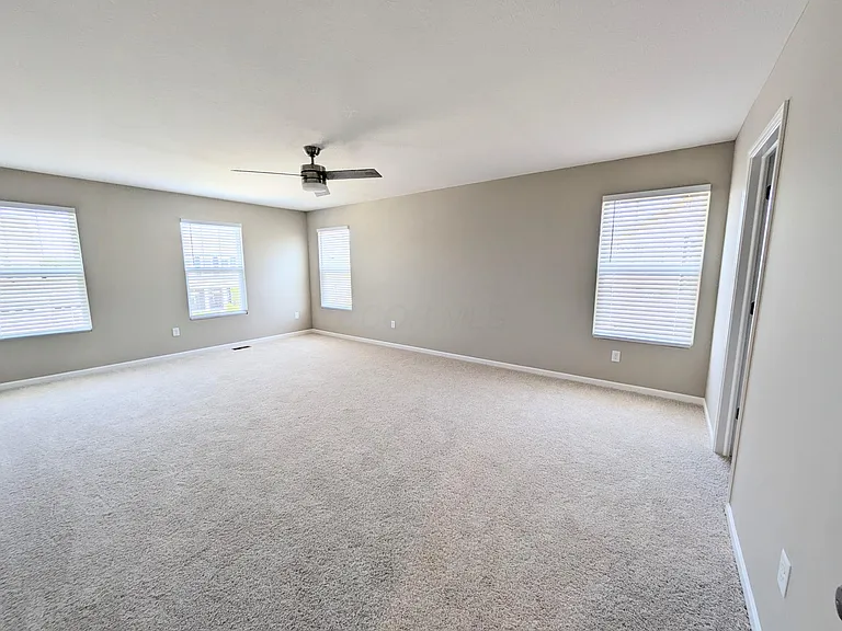 9013 Hawk Hill Way — Photo 19