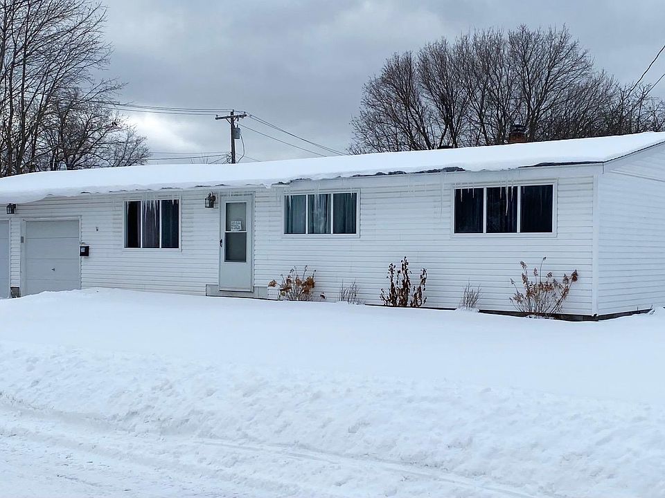 1st image of 220 E Helen St