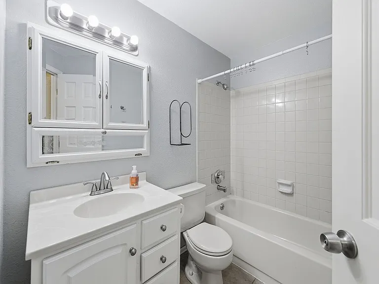3106 Sharps St — Photo 9