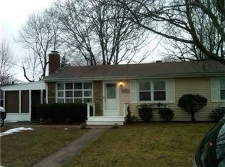 28 Valrene St, Coventry, RI 02816