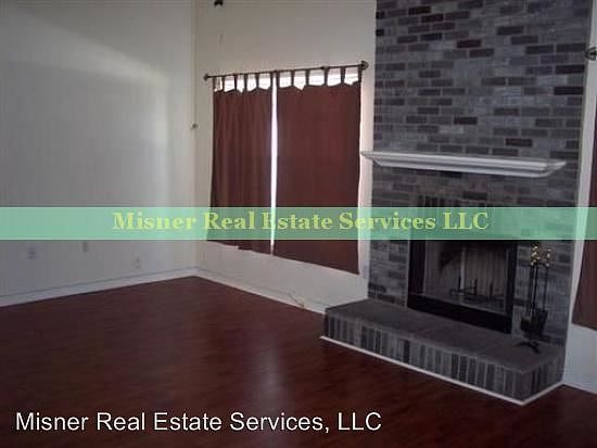 5th image of 6805 NW 36th Dr