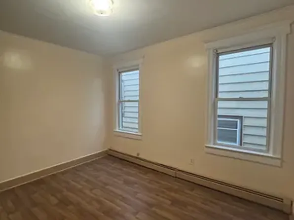 2 Montrose Ter #A, Irvington, NJ 07111