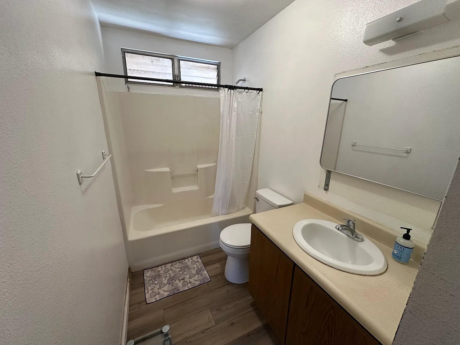2 bed, 864 sqft, $3,000 — Photo 4