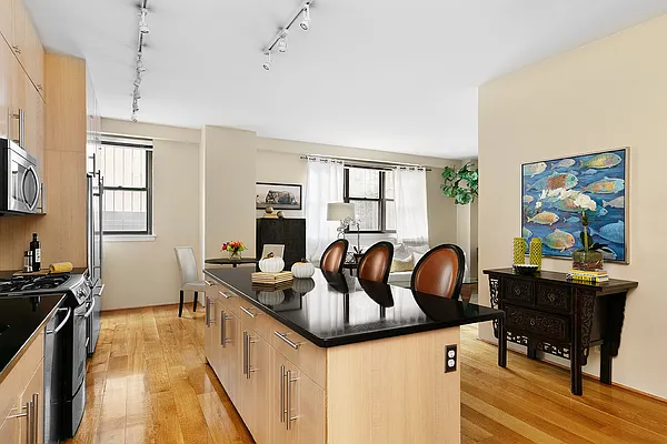 Sold by Compass | media 3