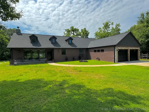 24542 E 720th Rd, Wagoner, OK 74467
