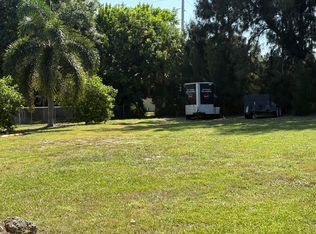 2726 S 10th St, Fort Pierce, FL 34982