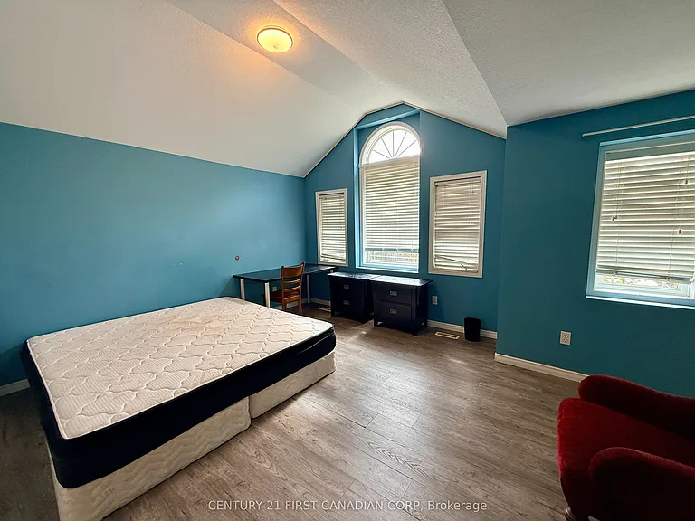 740 Redoak Ave — Photo 9