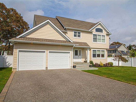 3rd image of 3435 Union Blvd