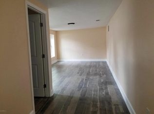 5530 Beney Rd, Jacksonville, FL 32207