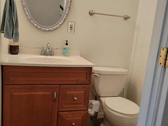 4th image of 8451 Ararat Ct