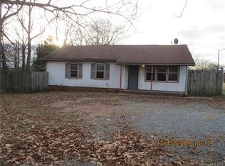 726 Witmore Rd, Wingate, NC 28174