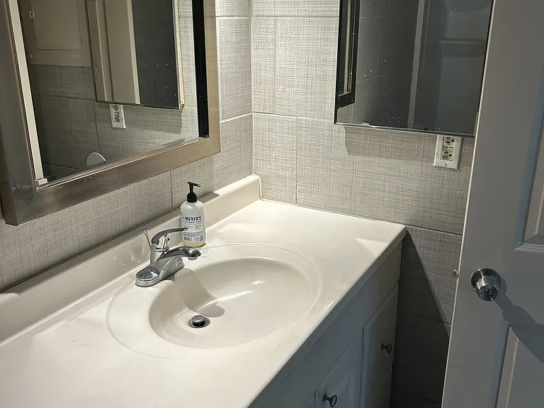 1840 W Probasco Dr — Photo 4