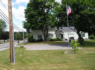 871 Mammoth Rd, Dracut, MA 01826