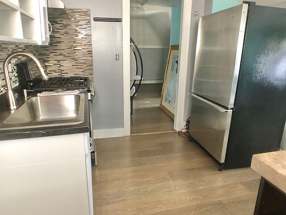 2nd image of 820 Mamaroneck Ave Floor 3