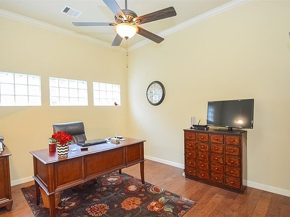 5th image of 7015 Ladera Ln