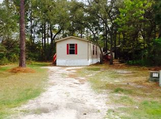 717 Pine View Dr SW, Supply, NC 28462