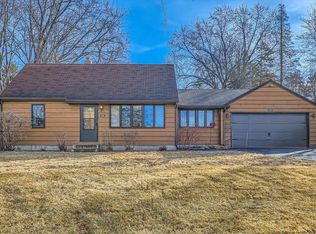 2946 Louisiana Ave N, Crystal, MN 55427