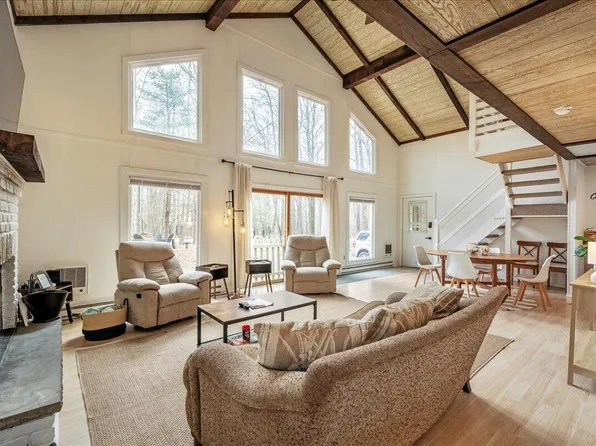 73 Big Bass Dr #B-344, Clifton Township, PA 18424