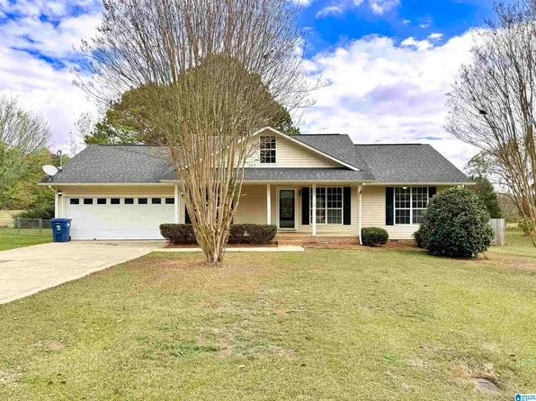 365 Starla Dr, Anniston, AL 36207