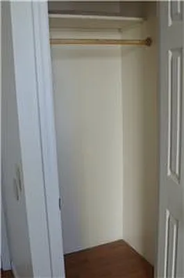 Rented by Century 21 Metropolitan | media 15