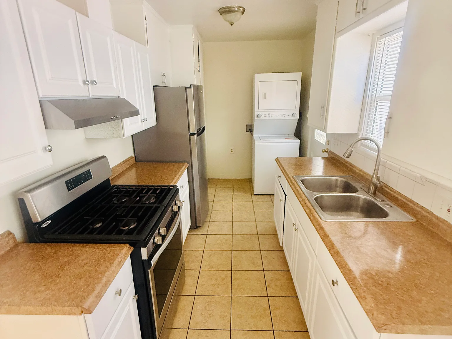 1 bed, 650 sqft, $1,595 — Photo 4