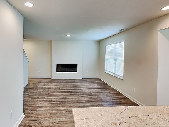 3rd image of 2835 Strauss Ln