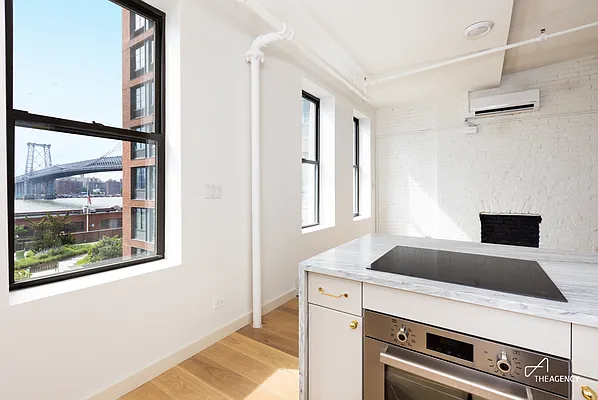 Rented by The Agency | media 6