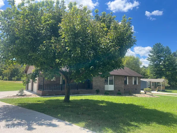 1316 W Beaver Creek Dr, Powell, TN 37849